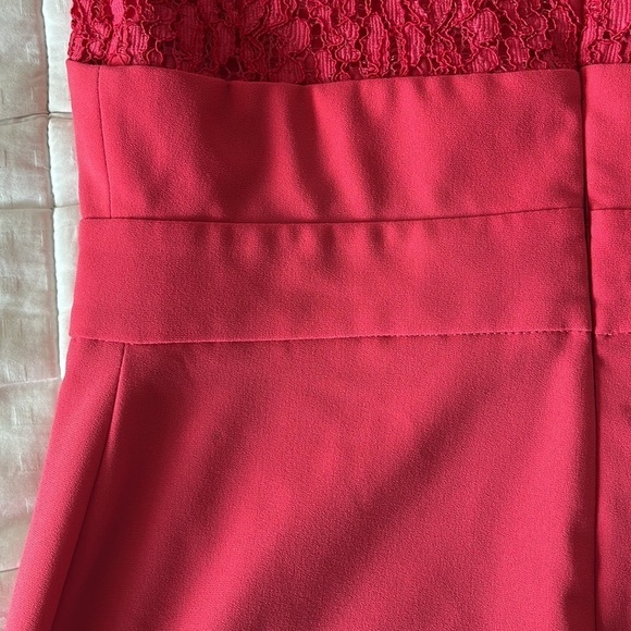 IMPERIAL Italian Bell Sleeve Fuchsia Lace Sheath Dress Size Medium - Picture 16 of 16